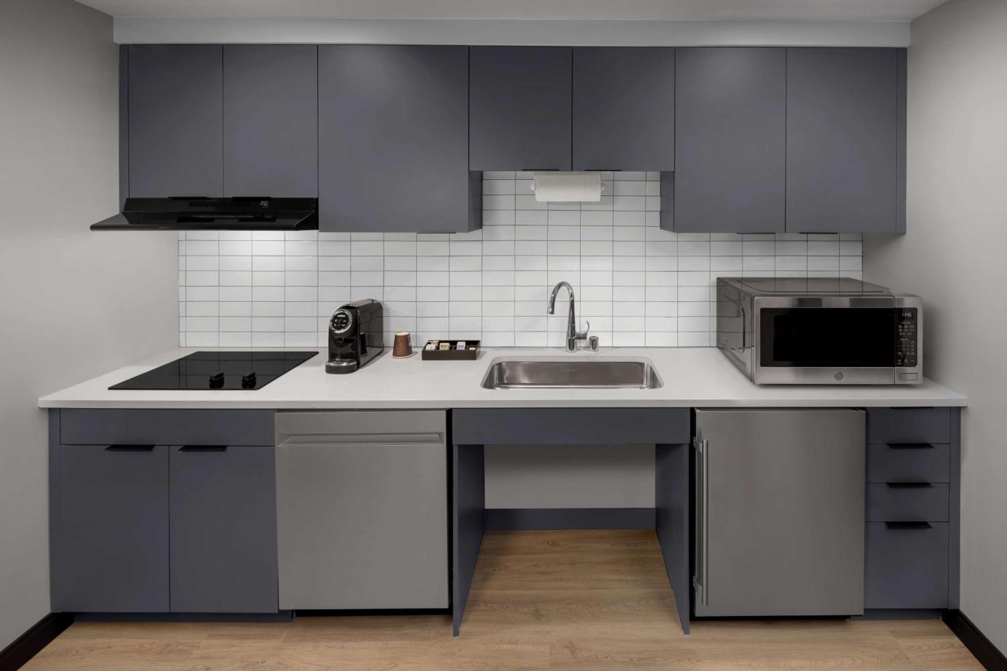Homewood Suites By Hilton Grand Prairie At Epiccentral エクステリア 写真