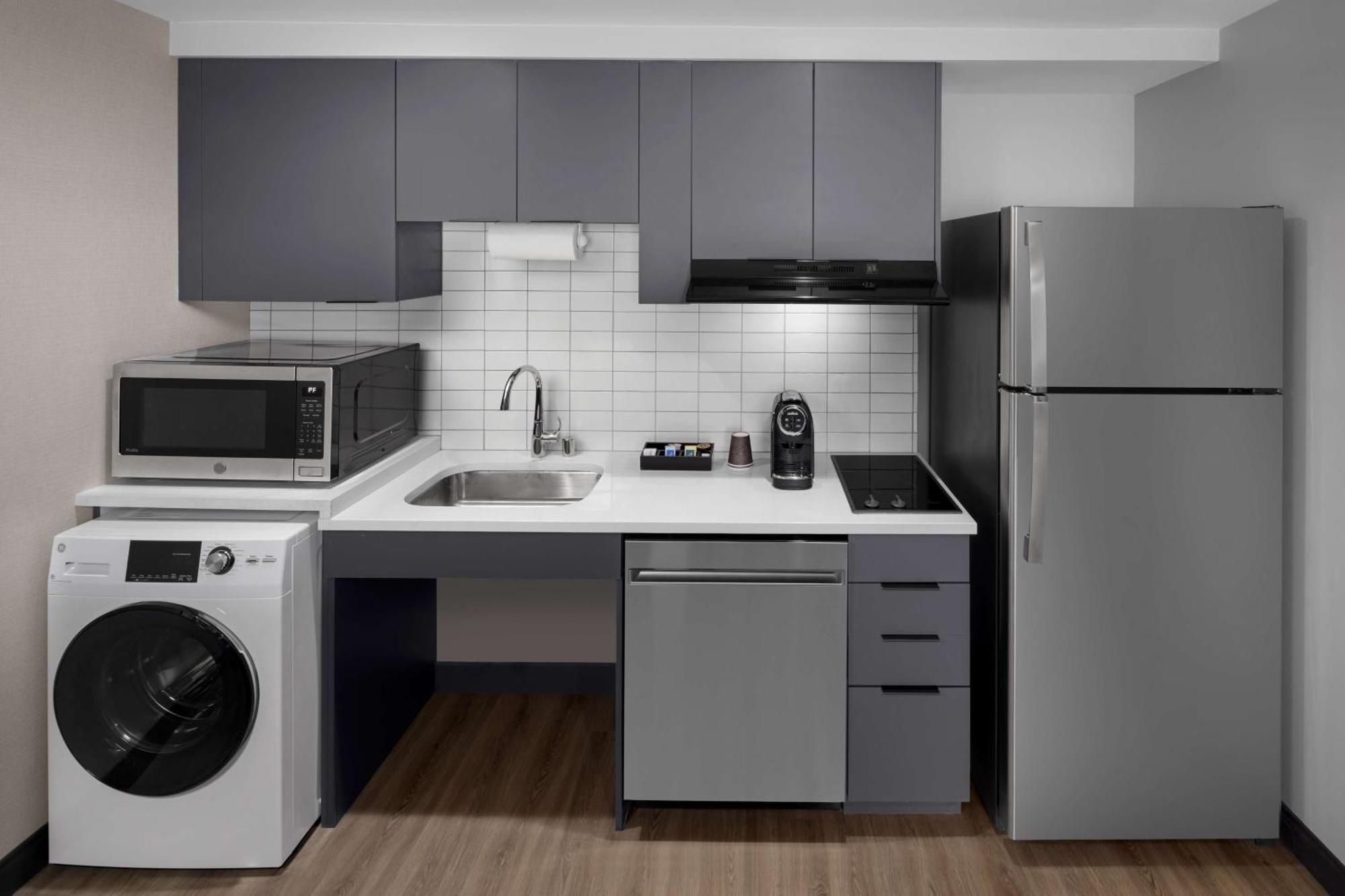 Homewood Suites By Hilton Grand Prairie At Epiccentral エクステリア 写真