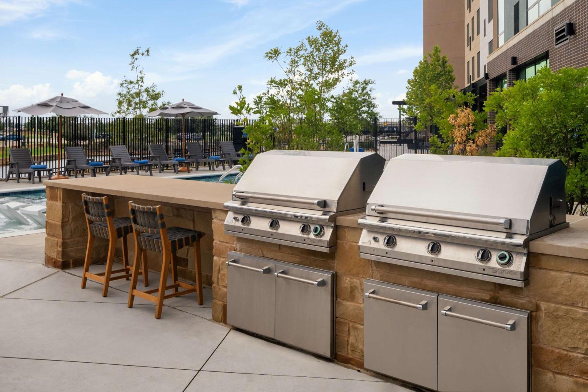 Homewood Suites By Hilton Grand Prairie At Epiccentral エクステリア 写真
